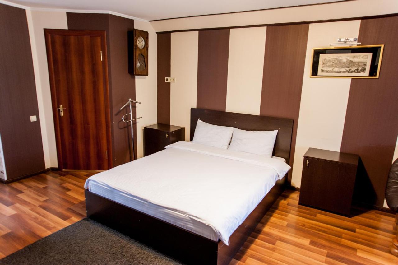 Guest House Shale Винница Экстерьер фото